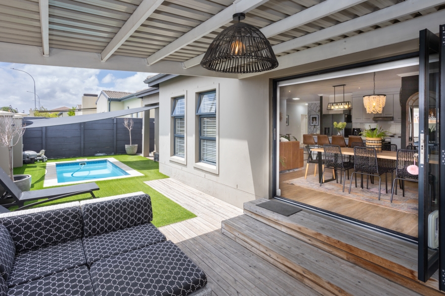 3 Bedroom Property for Sale in Sonkring Western Cape